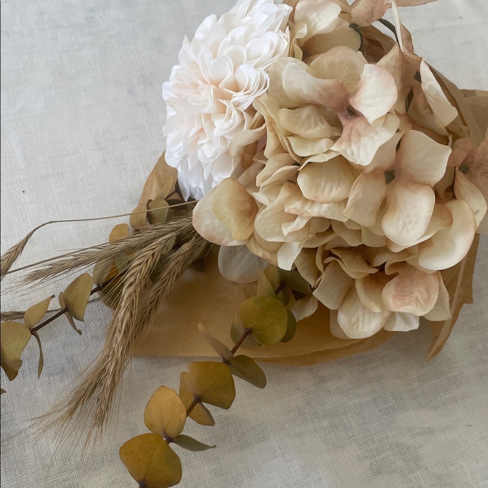 Chic Cream and Tan Floral Bouquet